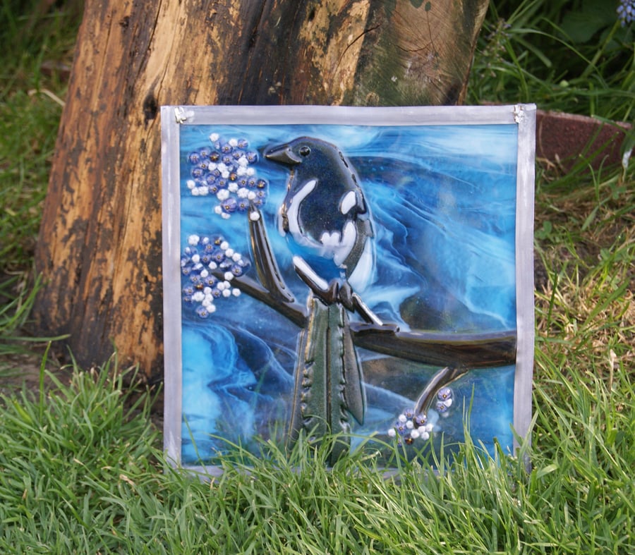 Fused Glass MAGPIE Picture
