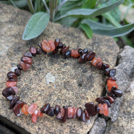 Confidence boosting carnelian and red tiger eye bracelet