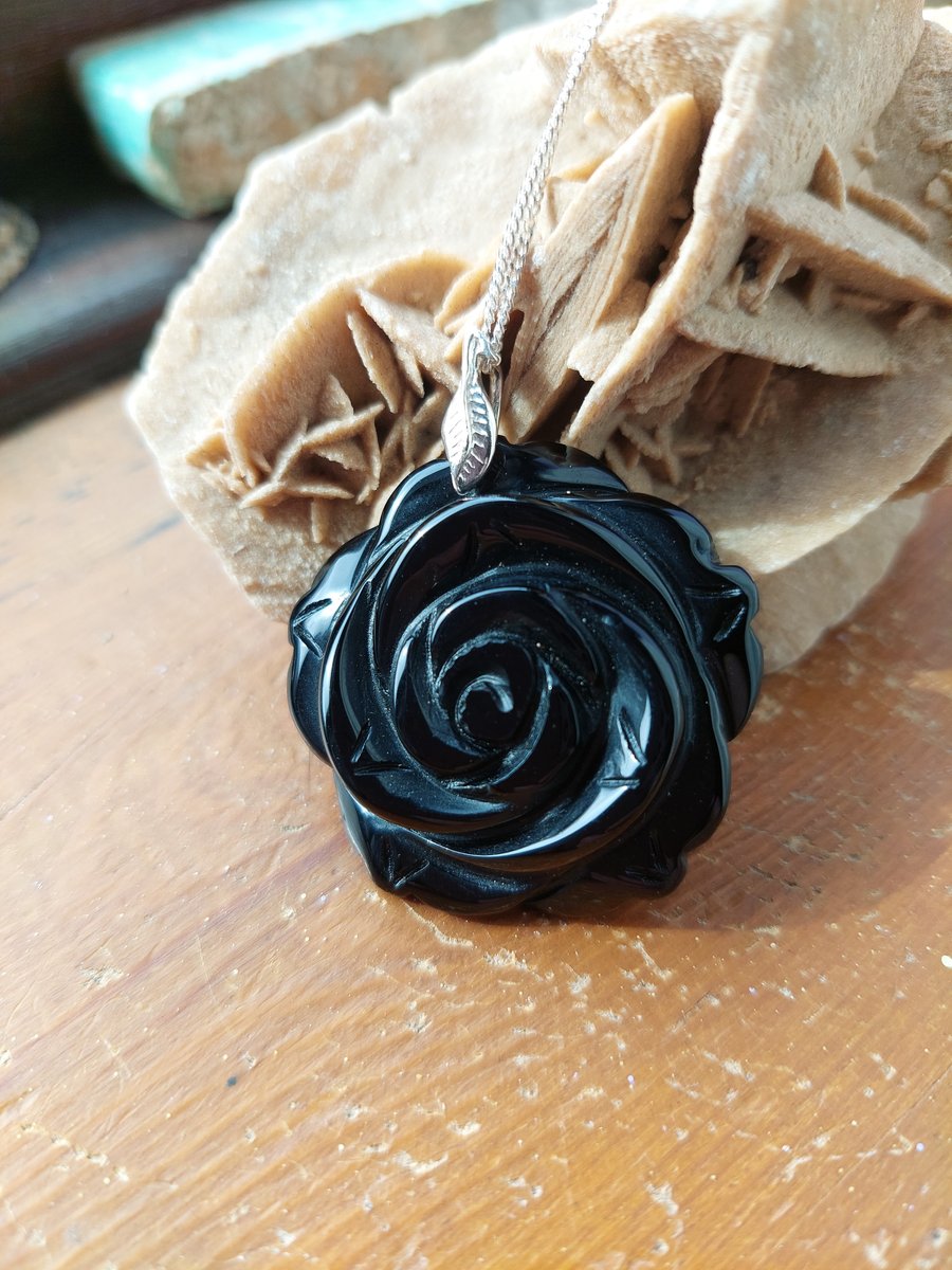 Sterling Silver and Large Black Agate Carved Rose  Necklace