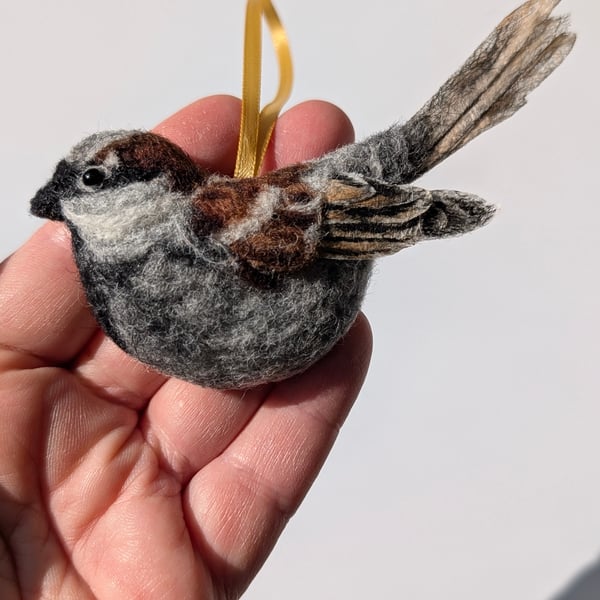 Needlefelt hanging House Sparrow bird decoration