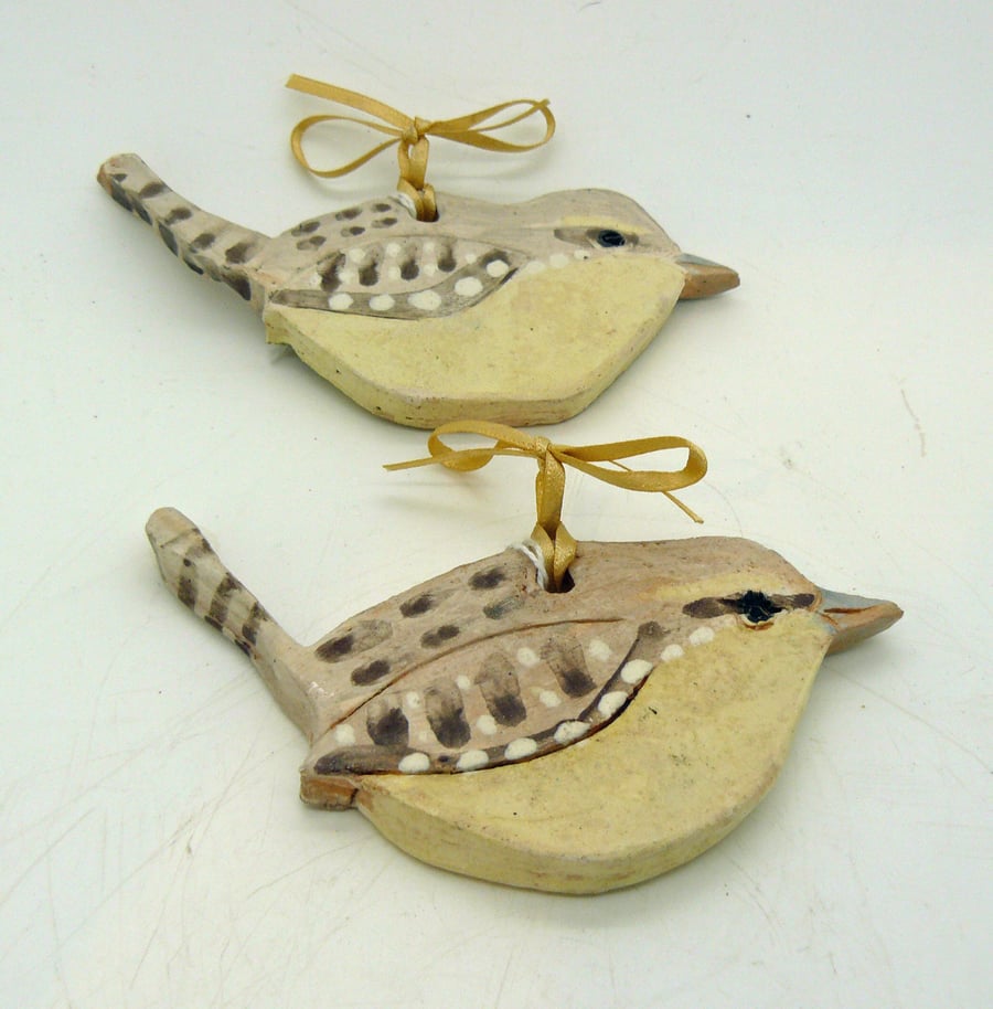 Clay hanging Wrens