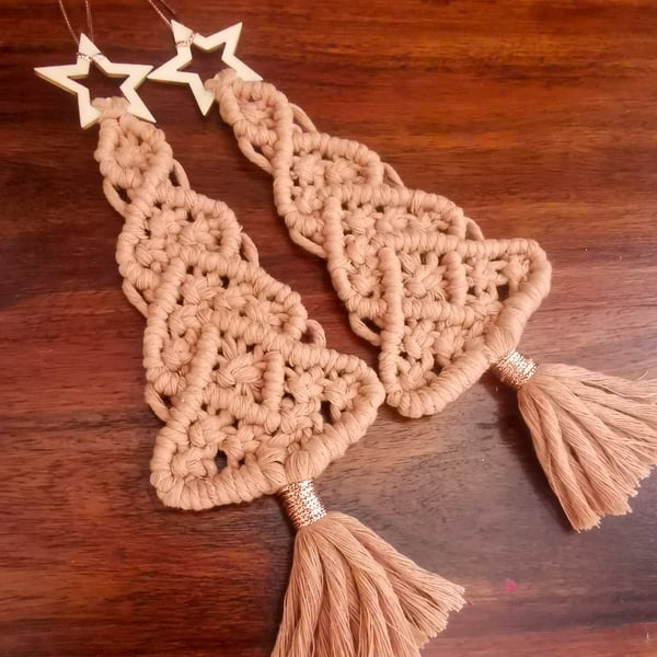 Christmas macrame ornament, Xmas tree, single hanging decoration - blush