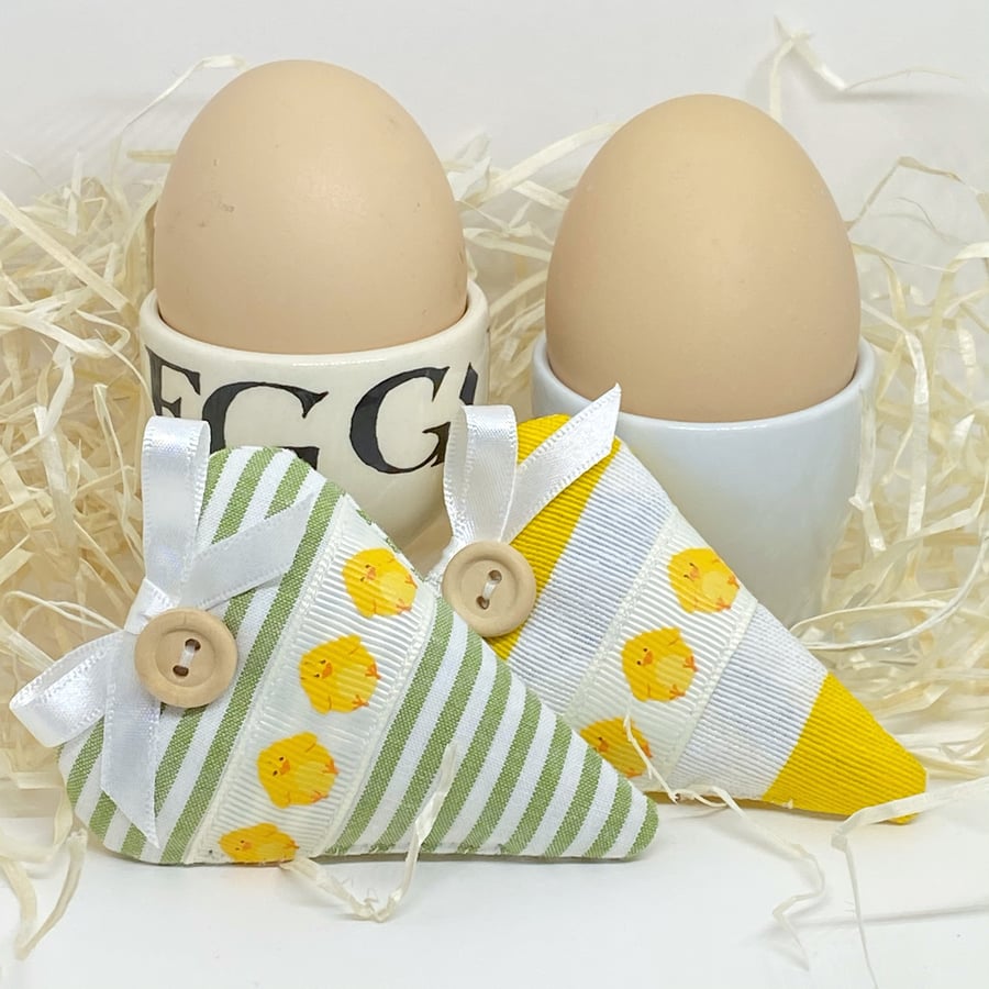 EASTER CHICK LAVENDER HEART - yellow or green stripes