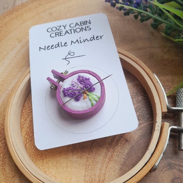 Embroidered Lavender Needle Minder 
