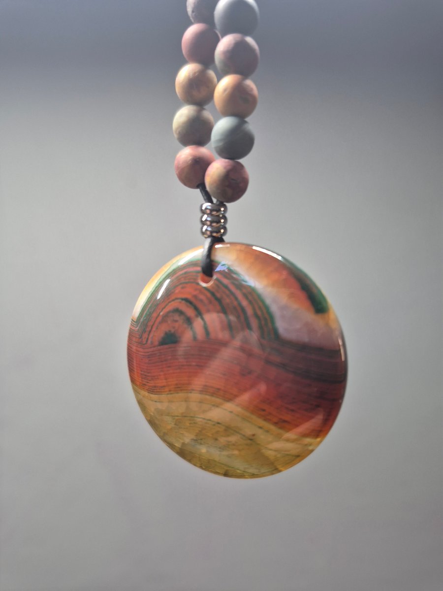 Red Green Dragon Veins Agate Round Pendant