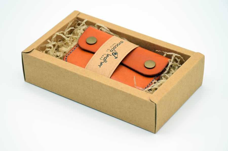 Leather card holder - Minimalist card case - Business card holder
