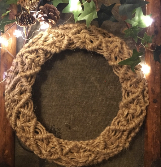 Macrame Christmas Wreath, FREE UK DELIVERY, Celtic knot twine wreath