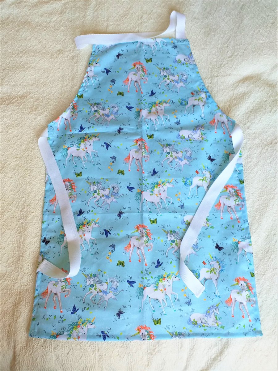 Unicorn Apron age 8-16 years approximately