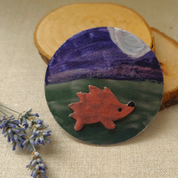 Moongazing Hedgehog brooch