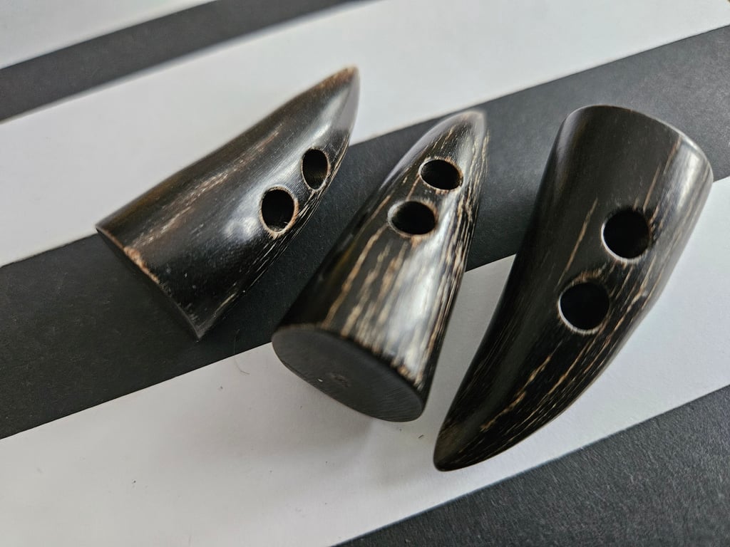 45mm (just short of 2") Real Horn 2 hole Toggle LAST 3