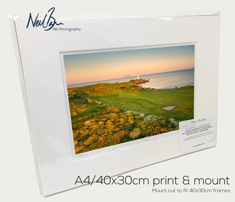 Turnberry Lighthouse, Golf Course and Ailsa Craig - A4(40cmx30cm) Unframed Print