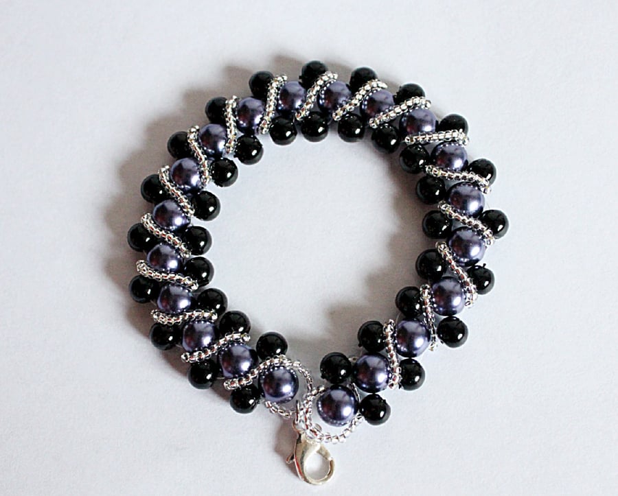 Purple and black pearl beaded gothic bracelet with lobster clasp