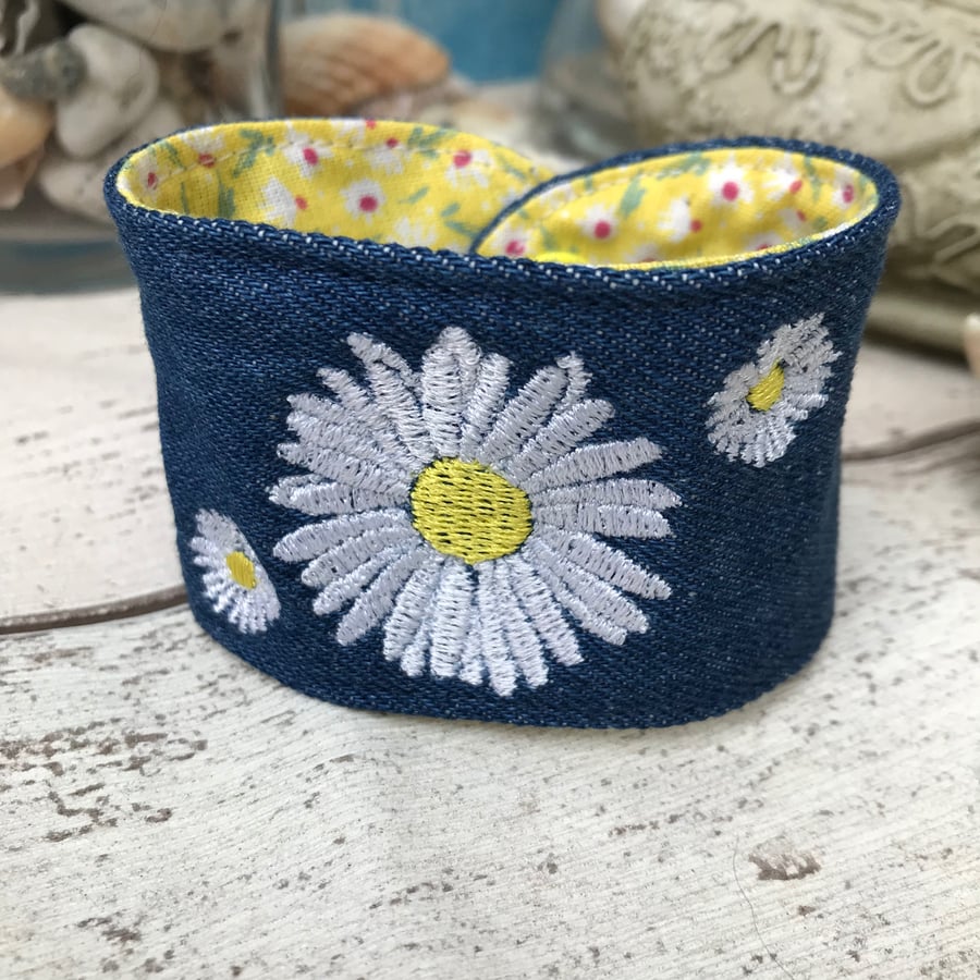 Daisy Denim Embroidered Bracelet 
