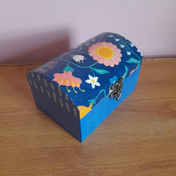 Handmade Colorful Wooden Box: Floral Jewelry Storage