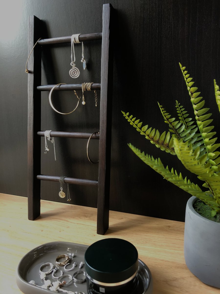 Jewellery Ladder Storage for Displaying Necklaces, Bracelets and Pendant Earring