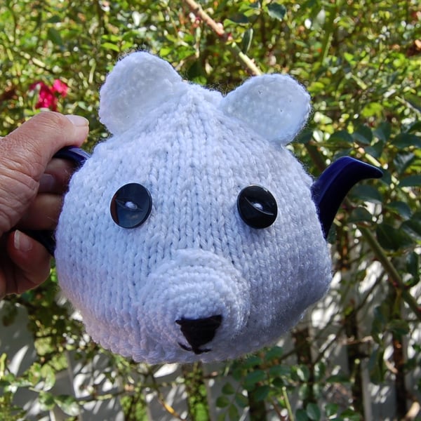 Baby Polar Bear tea cosy - hand knitted - to fit a small one or two cup teapot