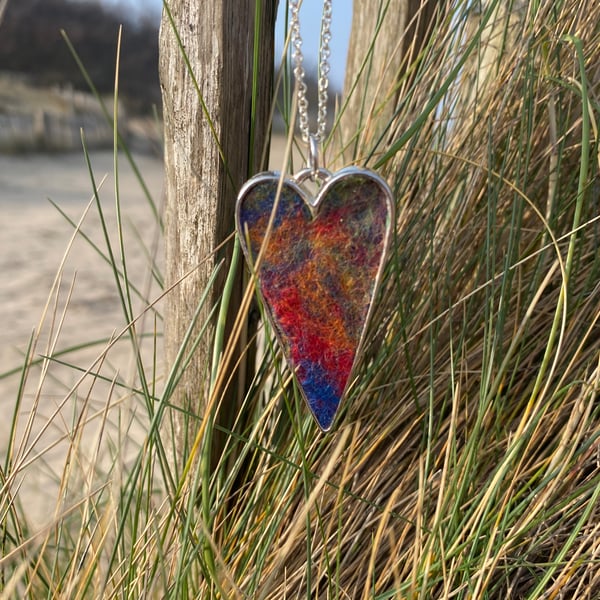 Felt Necklace. (293)