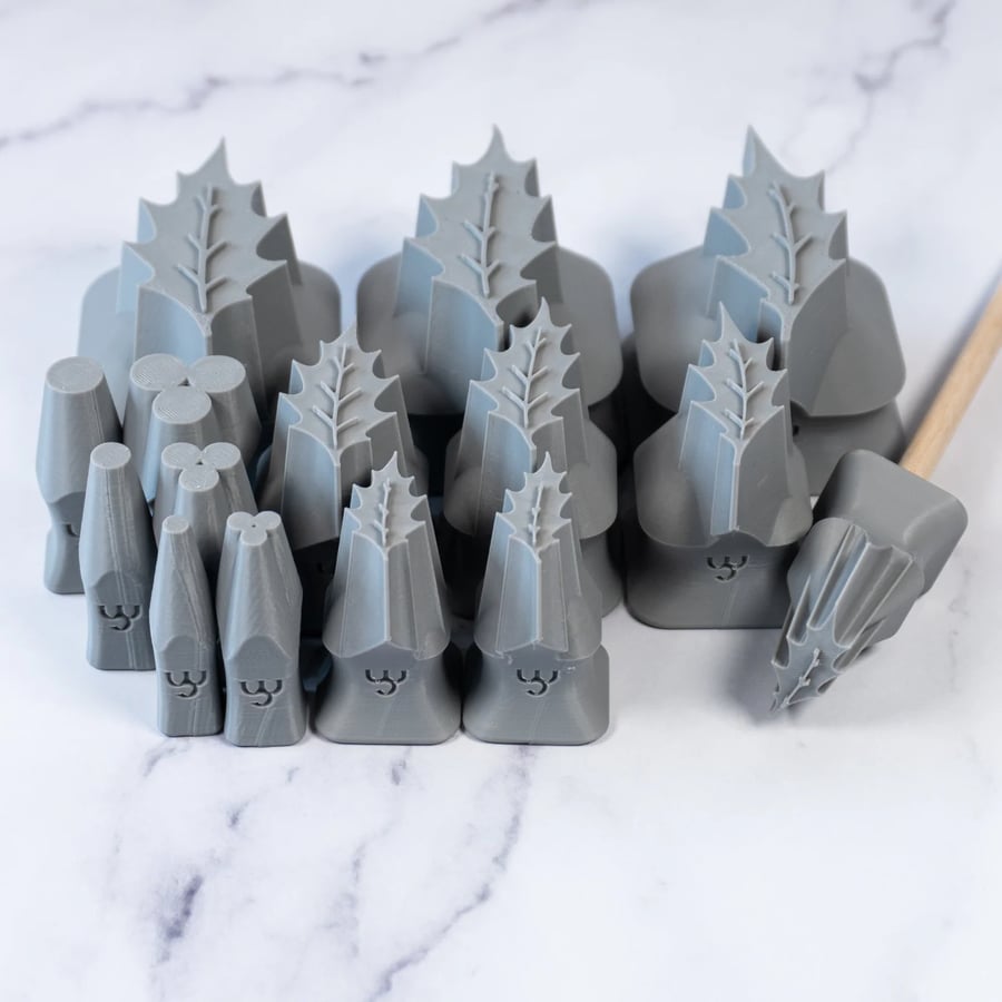 Holly Leaf & Berry Stamps - 3 Sizes