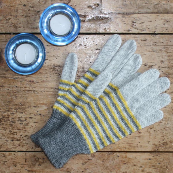 Men's and women's woolly gloves, grey and yellow