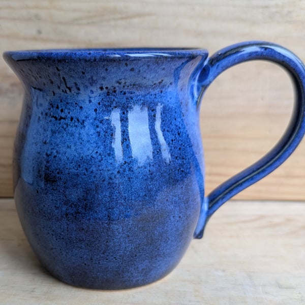 Wavy blue mugs