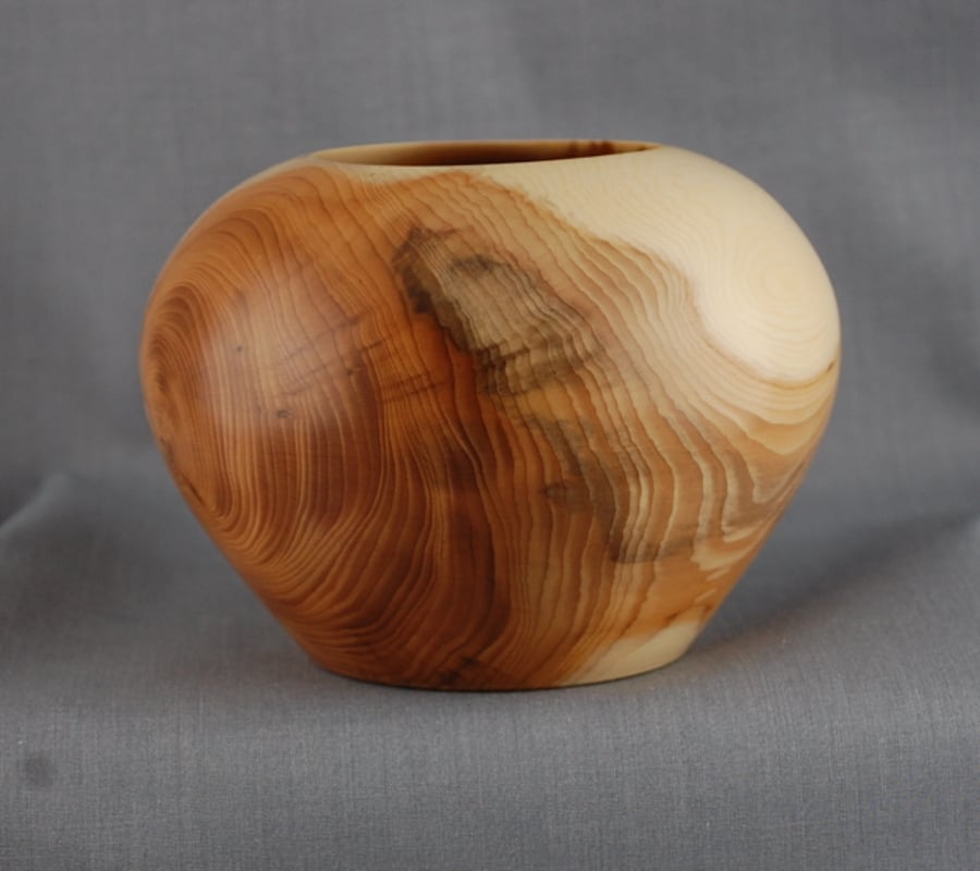  “Comfort” Bowl English Yew