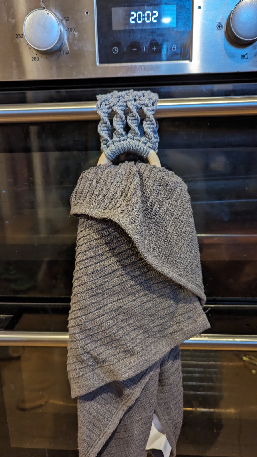 Macrame tea towel holder - grey