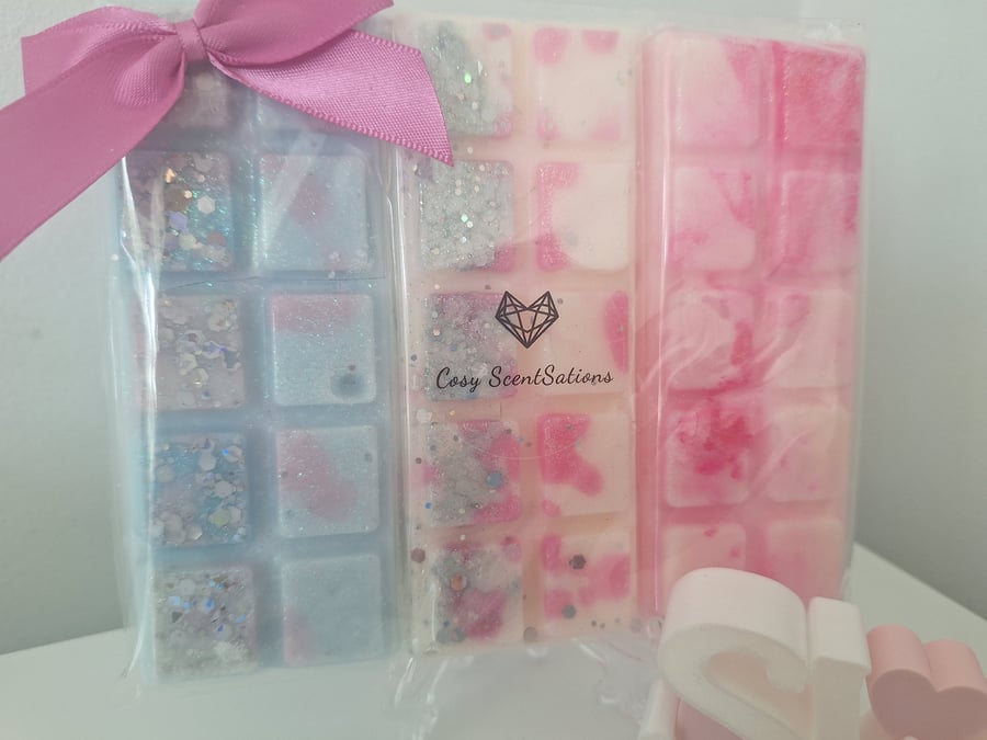 Wax Melt Snapbars in Laundry inspired scents