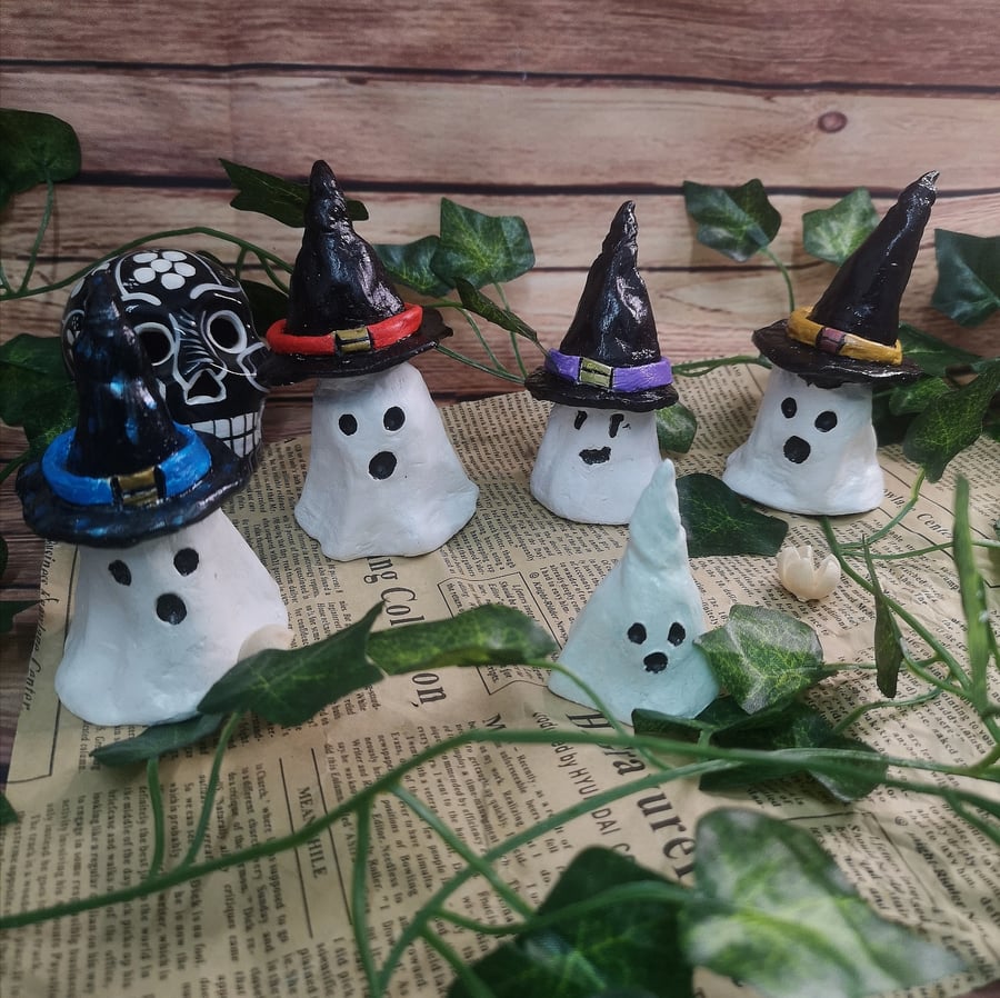 Witchy Ghosts Ornaments.