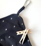 Black and silver embroidered dotty clip on pag bag. - Image 4