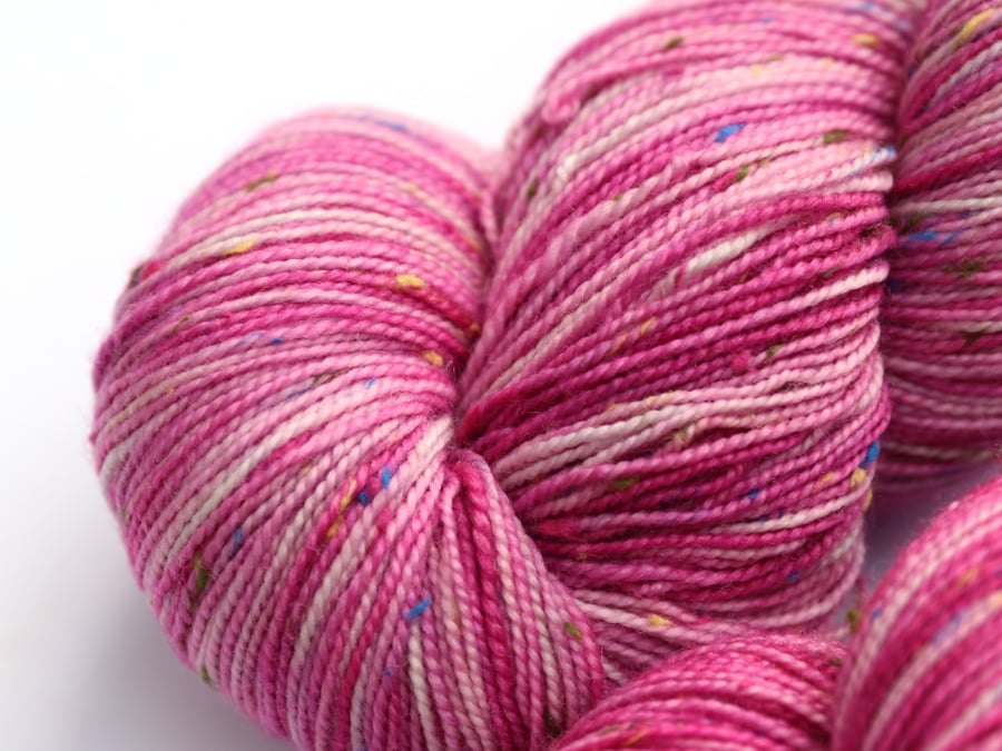 SALE: Blossomy - Superwash neppy 4 ply yarn