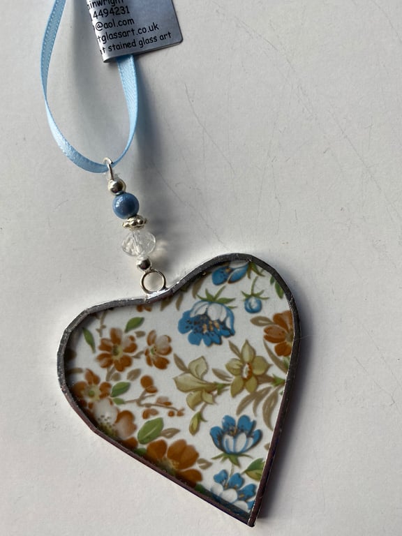 Stained Glass Ribbon Heart Suncatcher Decoration 