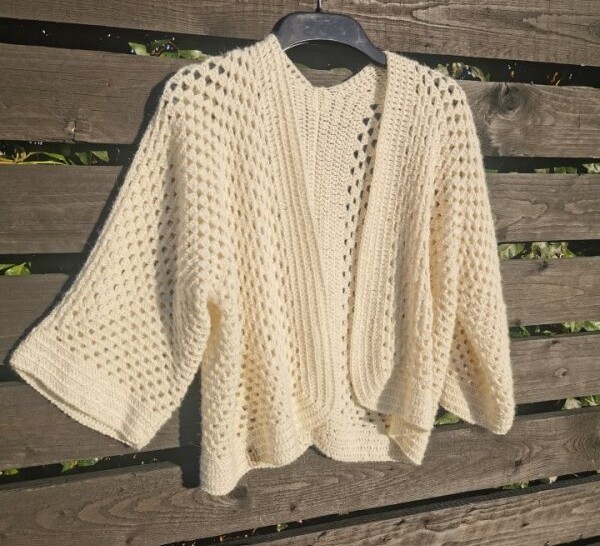 Luxurious 100% Alpaca Crochet Cardigan - Cream Open-Front Kimono Style 