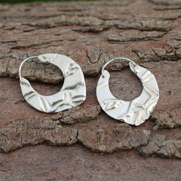 'Branch Out' Pointed Hoop Earrings