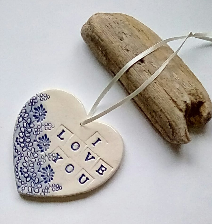 Ceramic heart hanging "I love you"