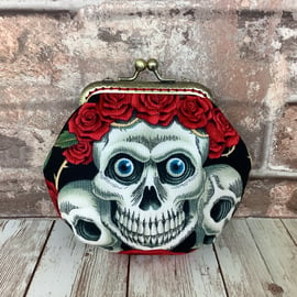 Gothic Skulls Roses frame coin purse with kiss clasp