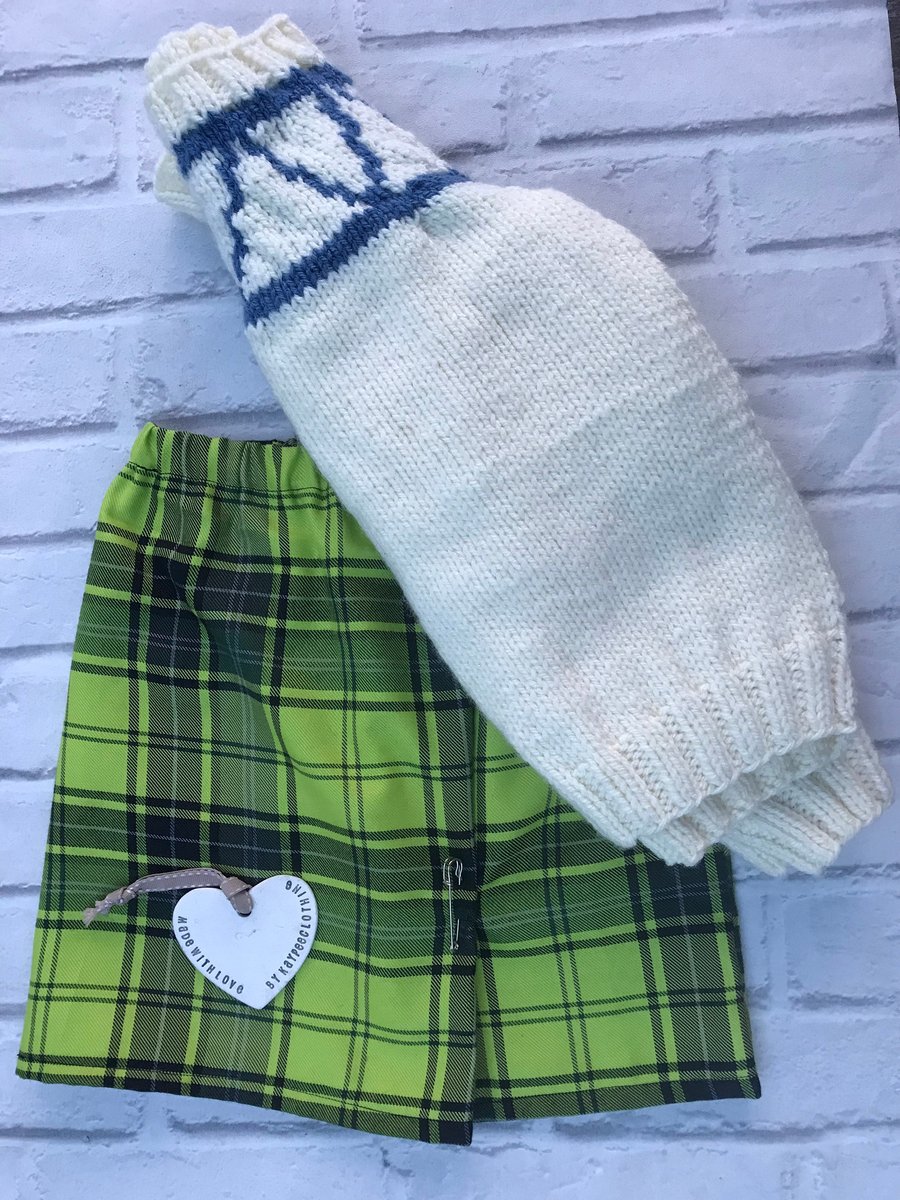Katie Morag dress up outfit hand knitted jumper and skirt set 4-5 years
