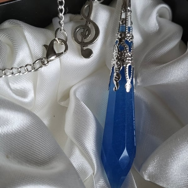 Shimmery Blue Music Note Crystal Resin Necklace 