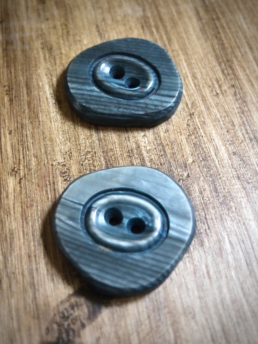 2 Vintage Chunky Grey Blue 'Buttons 35mm