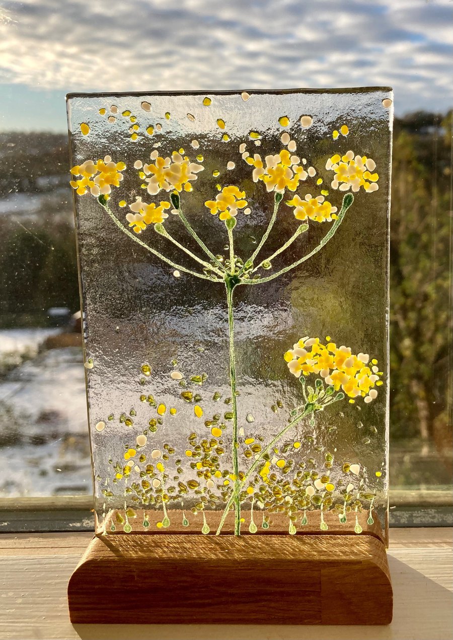 Cheerful Cow parsley Flower fused glass Art & wooden display stand