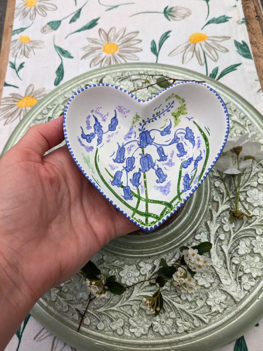 Bluebell hand-painted heart ring dish 