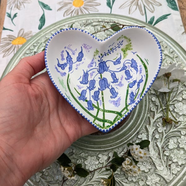 Bluebell hand-painted heart ring dish 