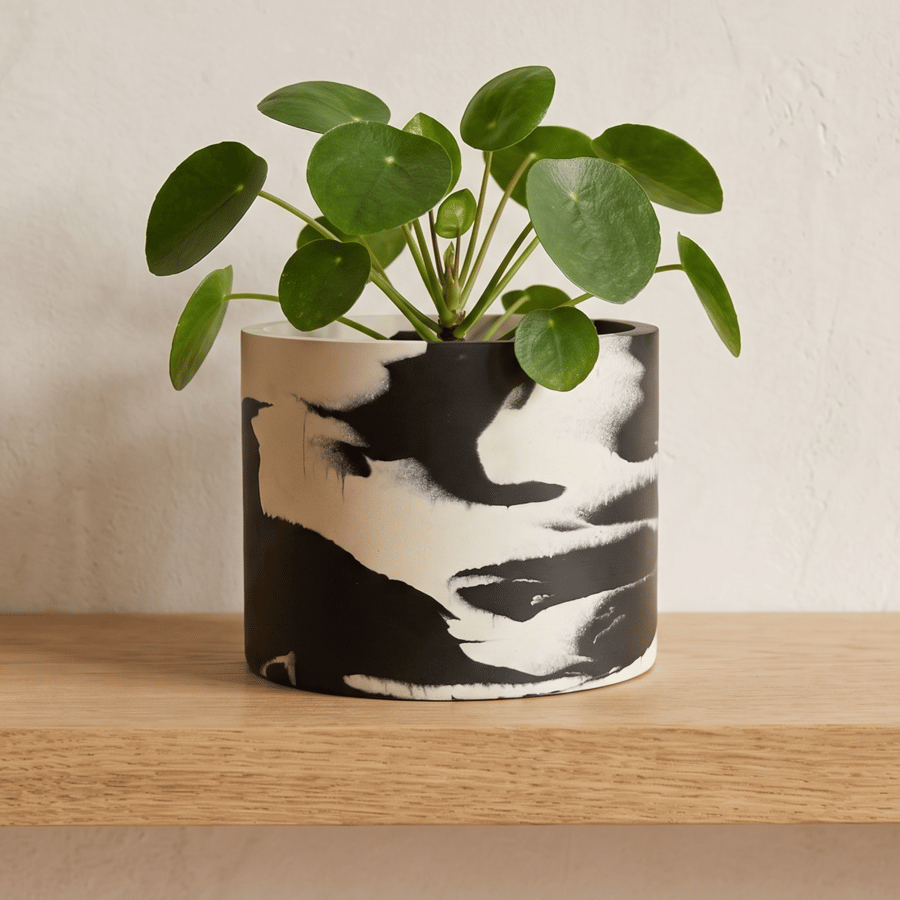 Black and White 15cm Marbled Round Plant Pot  - Large Monochrome Planter 