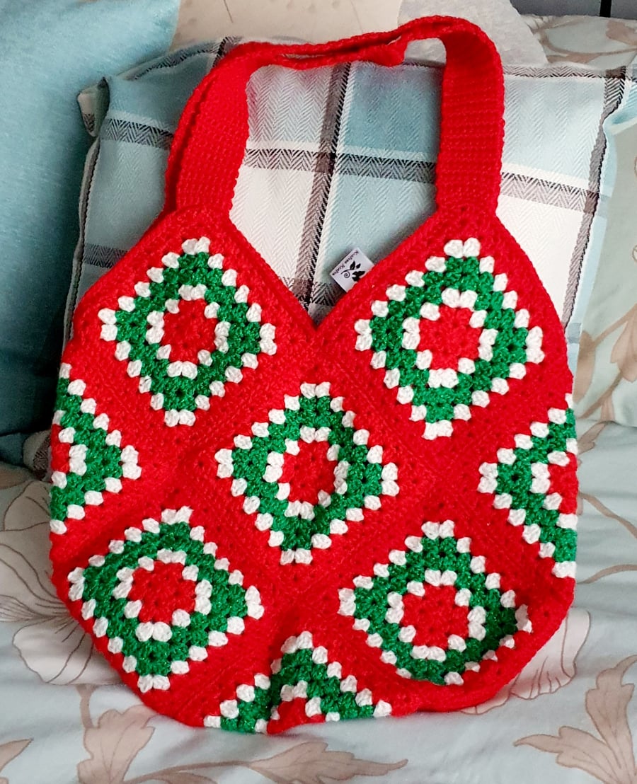 Red and Green Christmas Crochet bag 
