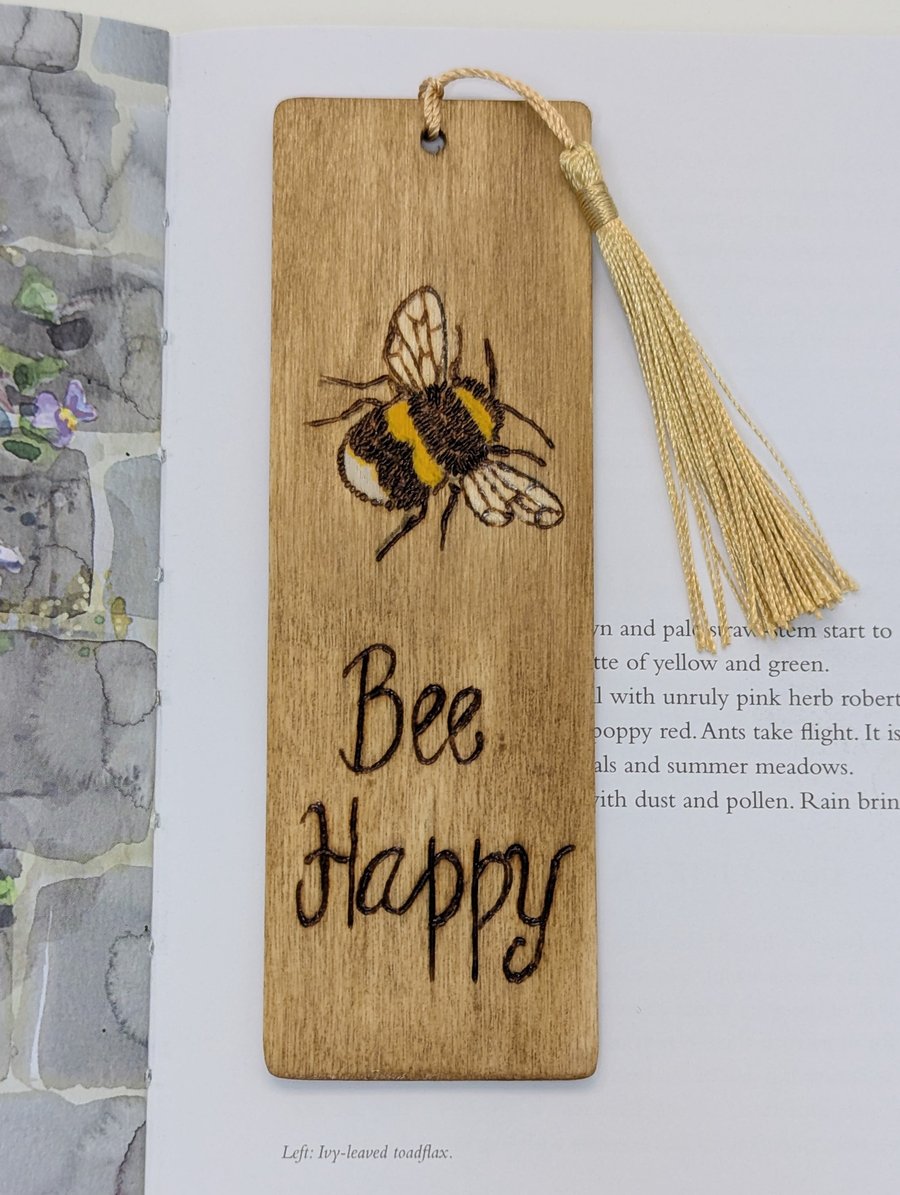 Bee happy wooden bookmark, pyrography, gift for a bee lover