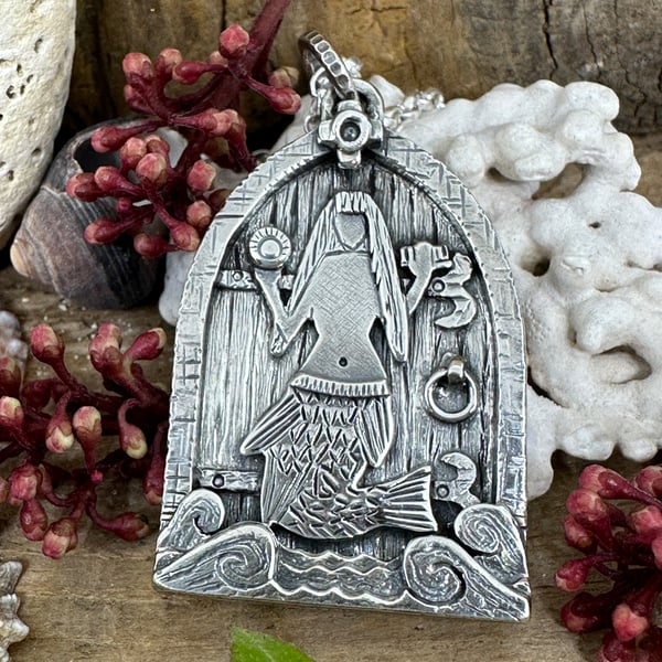 Mermaid of Zennor Pendant