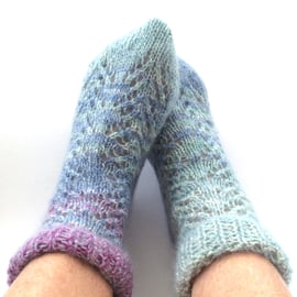 Lace Bed socks knitting pattern