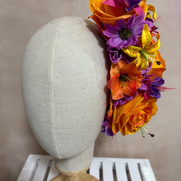 Large Bright Cascade Hair Flower 