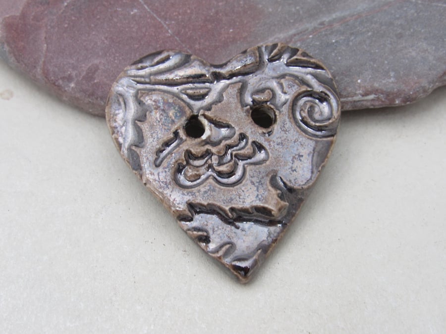Medium Bronze Brocade Texture Heart Shaped Ceramic Button