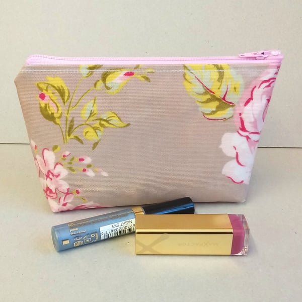 SALE - Make up bag in beige with pink flowers