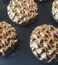 13 16" 20.3mm 32L Basket Weave Button  Gold x 4 Buttons - Image 1